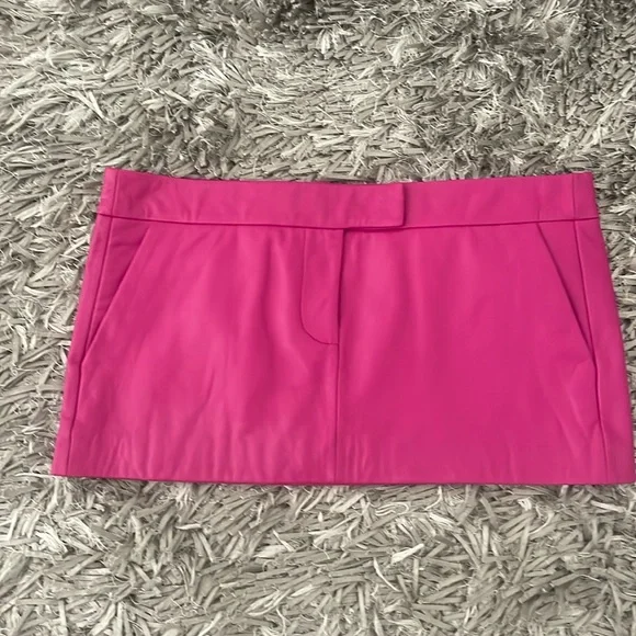 LAMARQUE | INAYA MINI LEATHER SKIRT - Picture 2 of 4